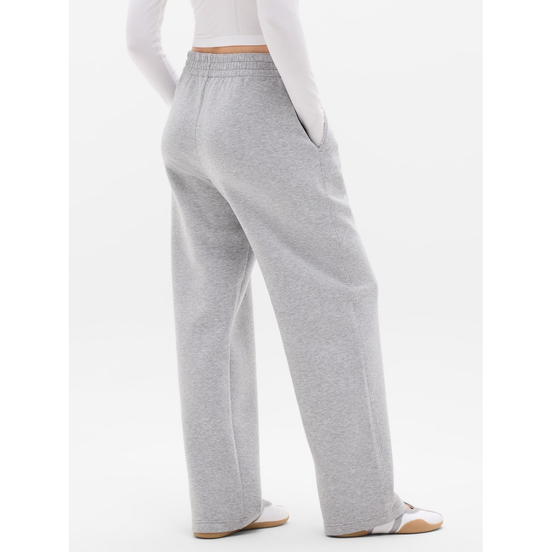 Women's Form Knit Mid Rise Straight Pant