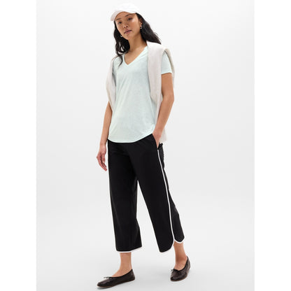 Women's Breezy Scoop V-Neck Tee