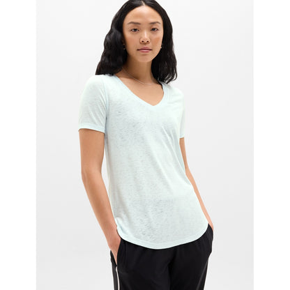 Women's Breezy Scoop V-Neck Tee
