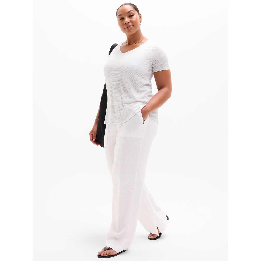 Women's Breezy Scoop V-Neck Tee