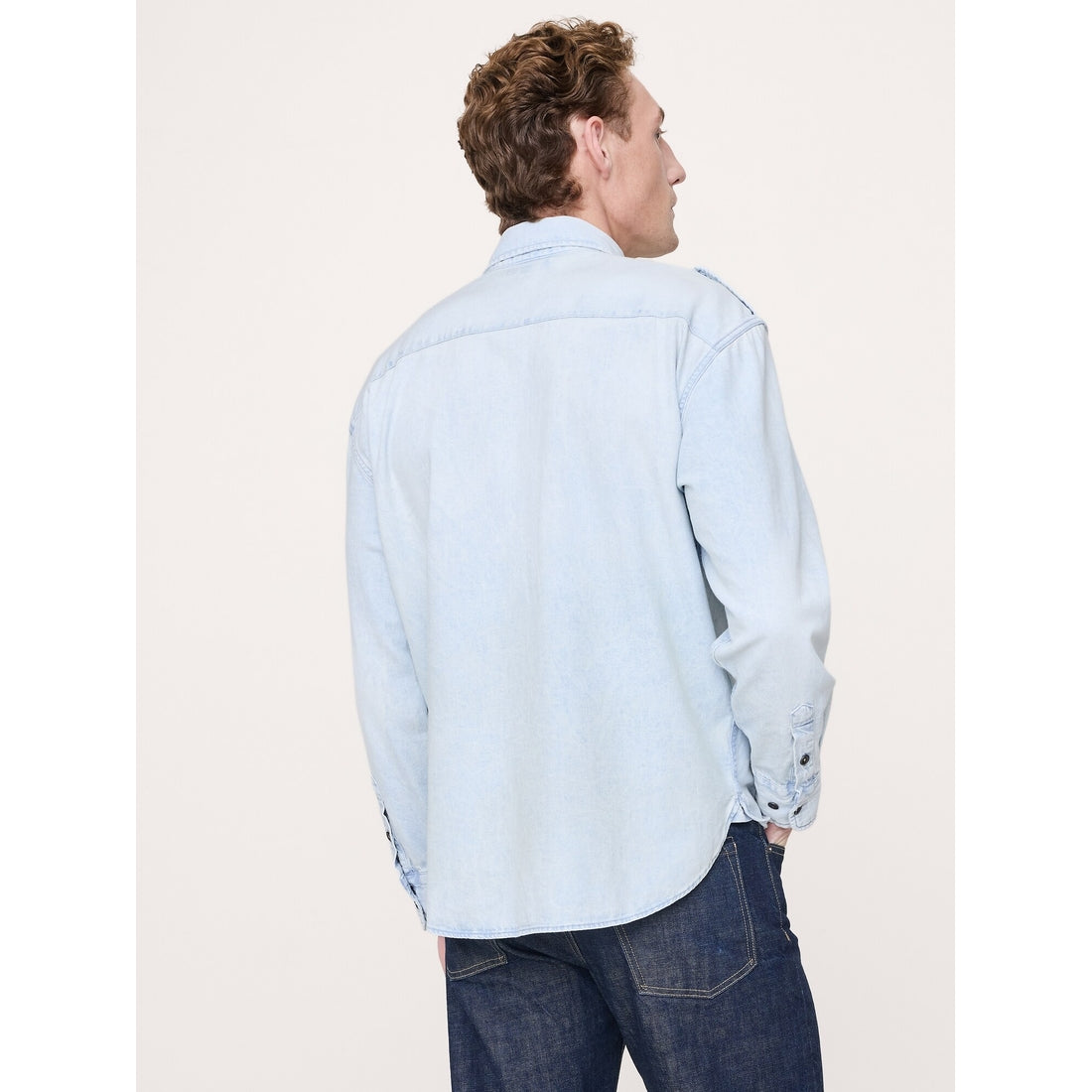 Men's Relaxed-Fit Washed Denim Utility Shirt