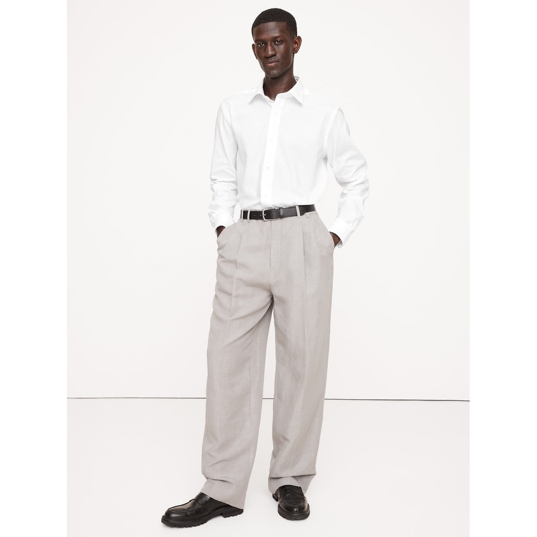 Men's Standard-Fit Wrinkle-Resistant Dress Shirt