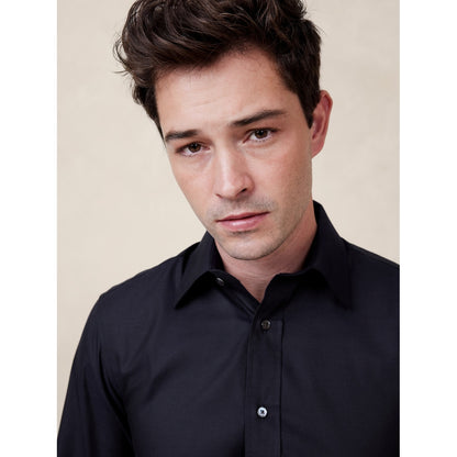 Men's Slim-Fit Wrinkle-Resistant Dress Shirt
