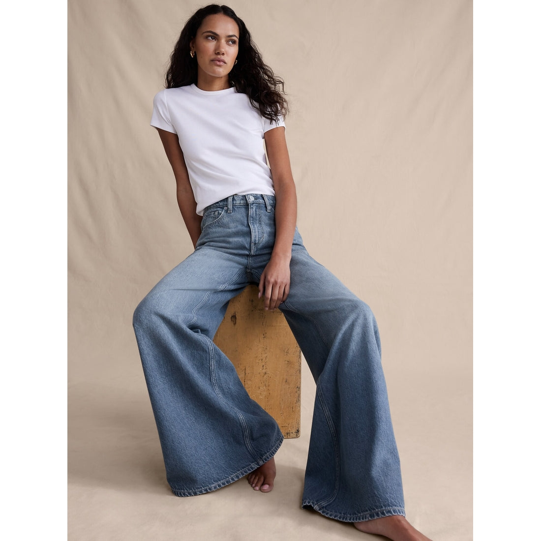 Women's High-Rise Wide-Leg Lightweight Palazzo Jean
