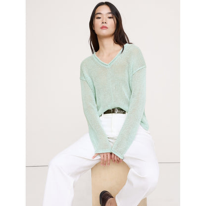 Women's Heirloom Linen V-Neck Sweater