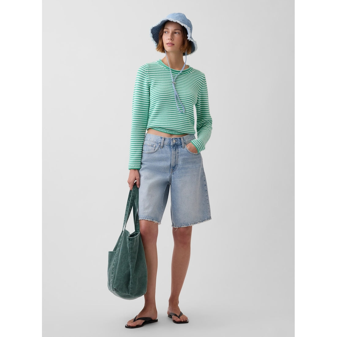 Women's Frayed Bucket Hat
