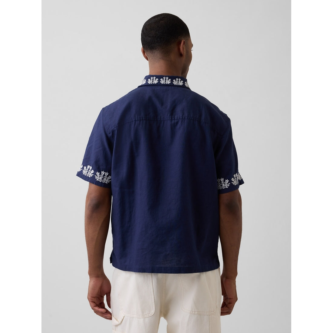 Men's Linen-Cotton Relaxed Straight-Hem Shirt