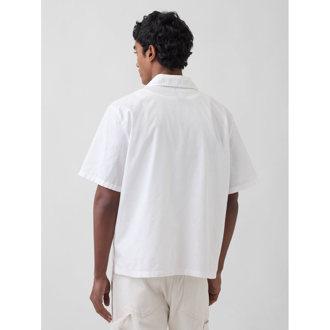 Men's Linen-Cotton Relaxed Straight-Hem Shirt