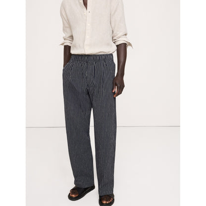 Men's Relaxed Linen-Cotton Pleated Pull-On Pant