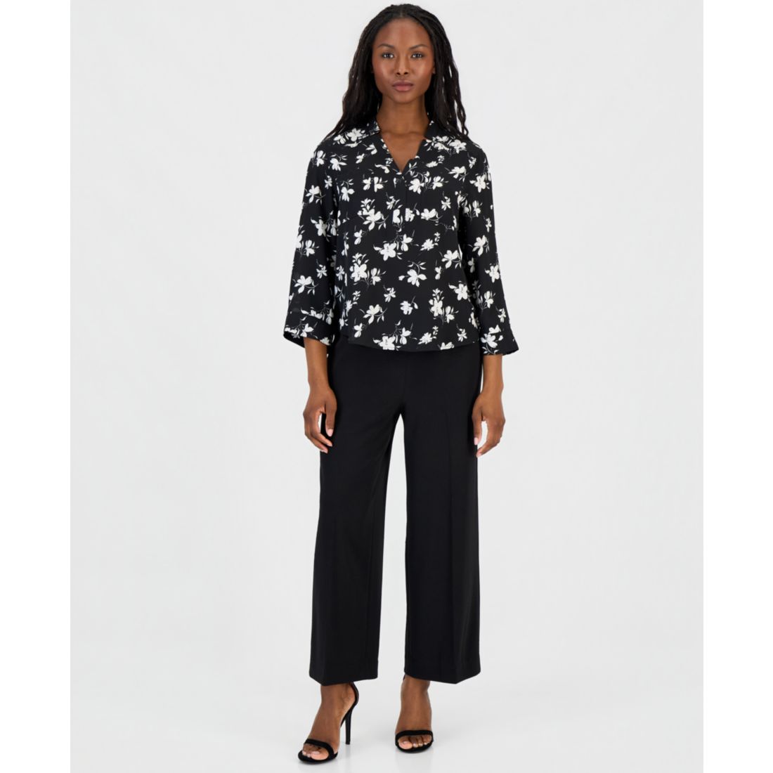 Anne Klein Essentials Petite Printed 3/4-Sleeve V-Neck Top