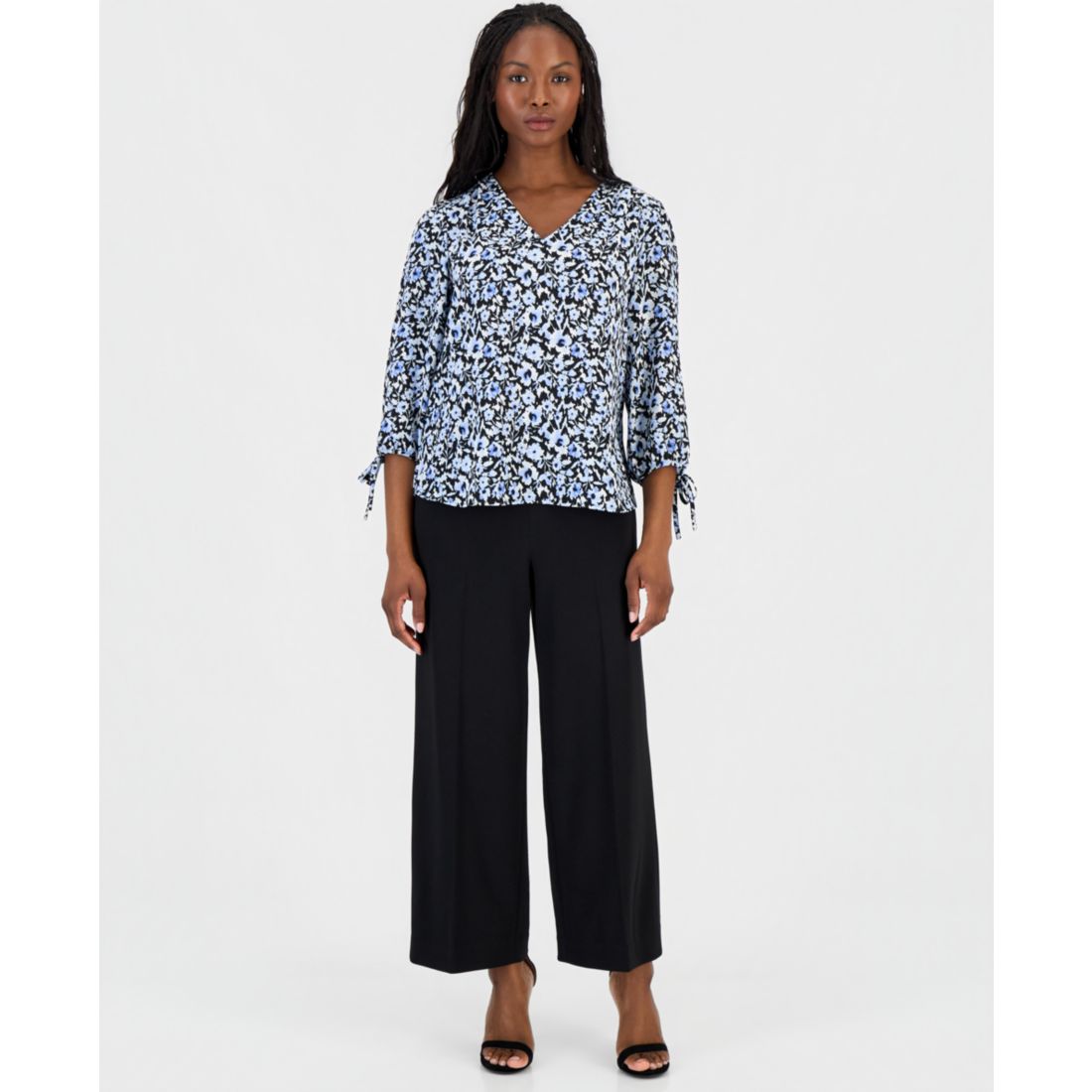 Anne Klein Essentials Petite Printed 3/4-Sleeve V-Neck Top