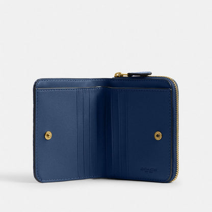Coach Essential Billfold Wallet