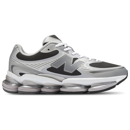 New Balance Mens 2000